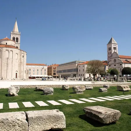 Ana Iadera With Balcony And Parking * Zadar