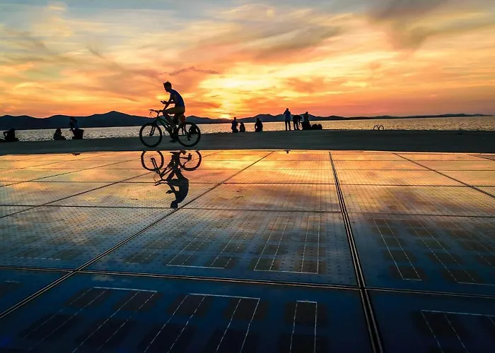 Ana Iadera With Balcony And Parking Daire Zadar