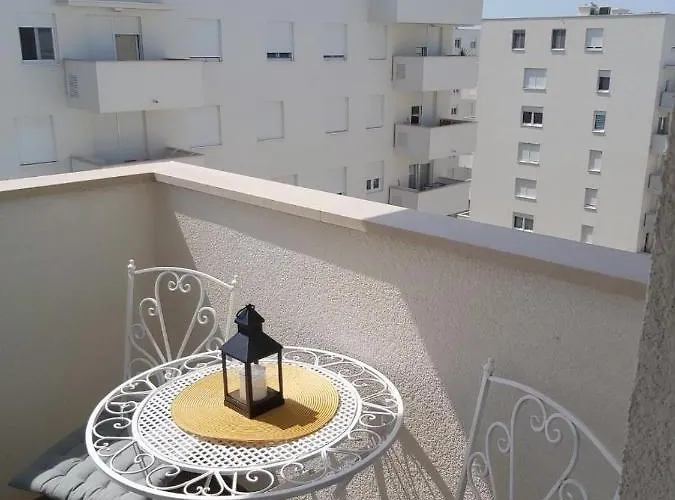 Ana Iadera With Balcony And Parking Zadar