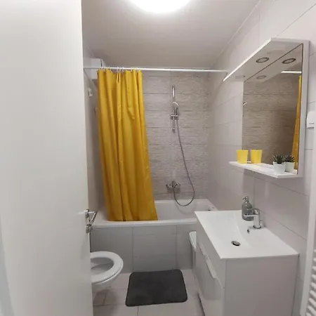 Apartment Ana Iadera With Balcony And Parking Zadar